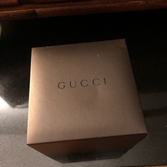 Gucci Watch - Picture 8 of 8